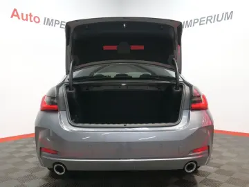 BMW 320 d xDrive Limousine LED WIDESCREEN DAB