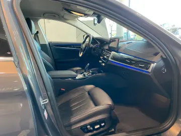 BMW 530d Luxury Individual Laser Sbel Memory AHK ACC