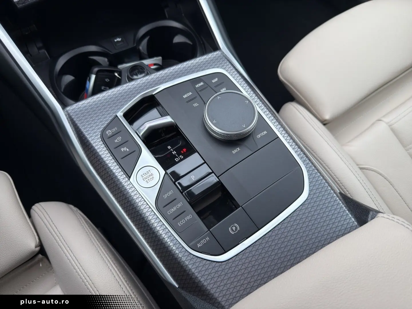 BMW M340d xDrive M SportPro LivePro CarPlay Driving