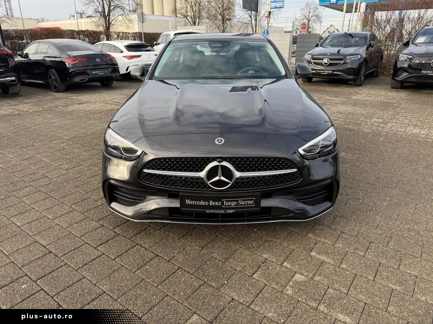 MERCEDES-BENZ C 200 d AMG Line Pano Memory Kamera uvm.