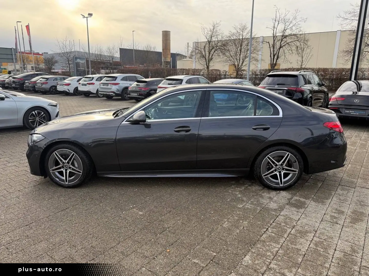 MERCEDES-BENZ C 200 d AMG Line Pano Memory Kamera uvm.