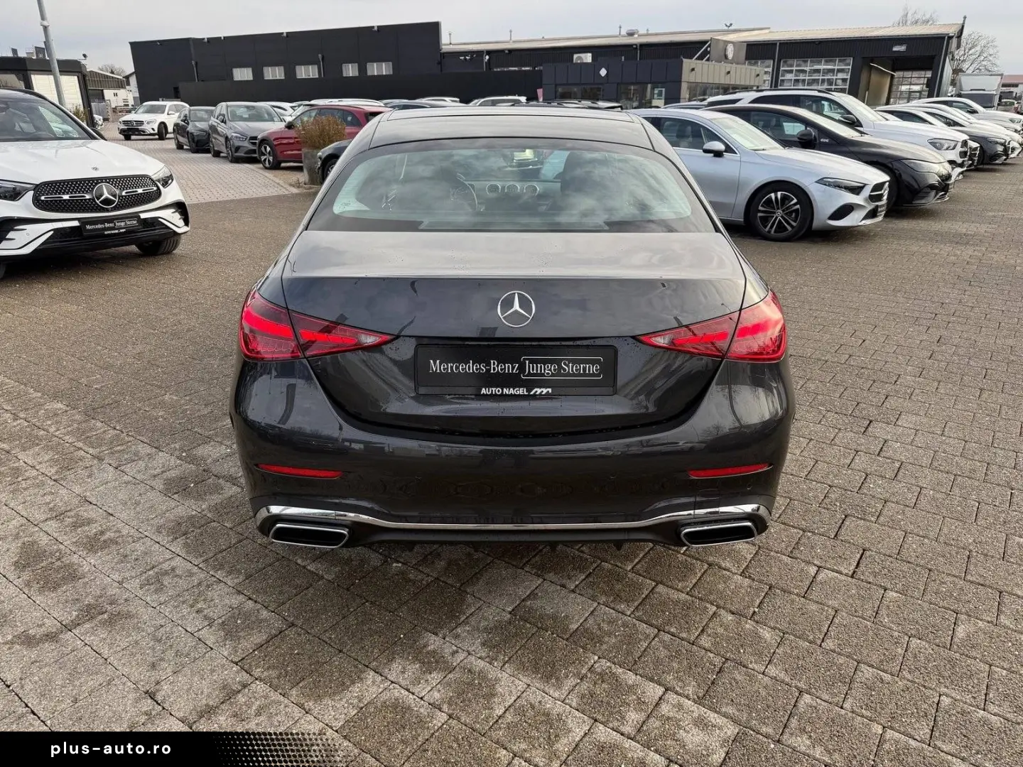 MERCEDES-BENZ C 200 d AMG Line Pano Memory Kamera uvm.