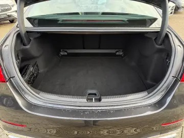 MERCEDES-BENZ C 200 d AMG Line Pano Memory Kamera uvm.