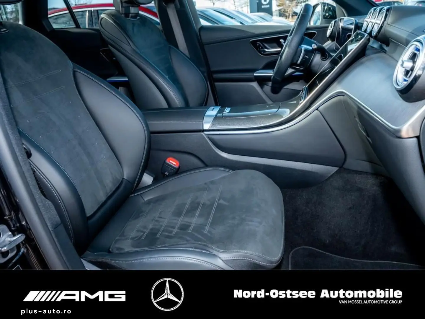 MERCEDES-BENZ GLC 220 d 4M AMG ADV  AHK NAVI PANO MEMORY 360