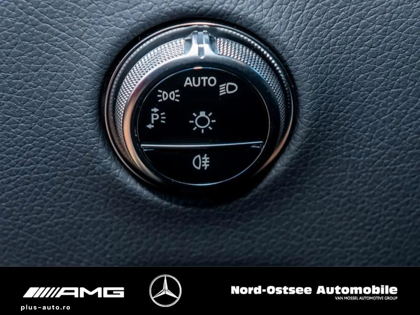 MERCEDES-BENZ GLC 220 d 4M AMG ADV  AHK NAVI PANO MEMORY 360
