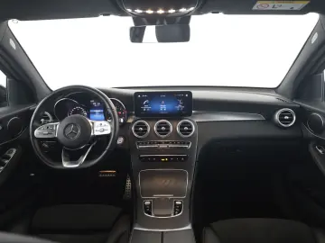 MERCEDES-BENZ GLC 300 de 4M AMG AHK Night LED Kamera Navi
