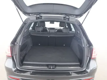 MERCEDES-BENZ GLC 300 de 4M AMG AHK Night LED Kamera Navi