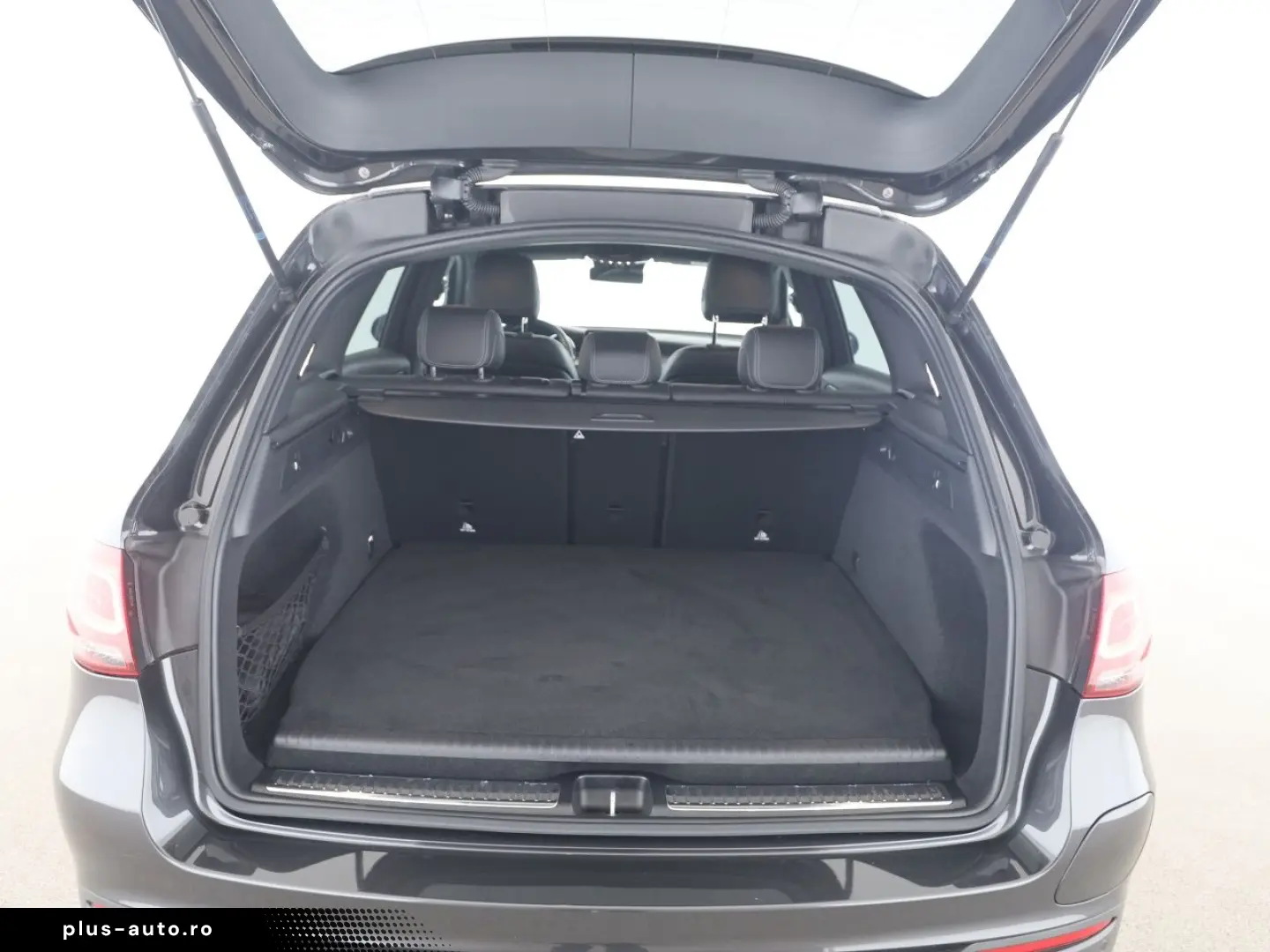 MERCEDES-BENZ GLC 300 de 4M AMG AHK Night LED Kamera Navi