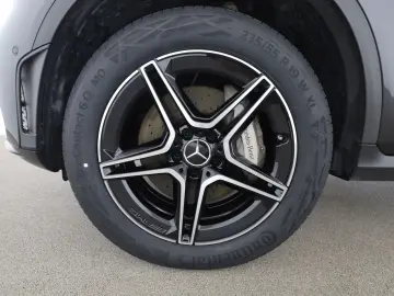 MERCEDES-BENZ GLC 300 de 4M AMG AHK Night LED Kamera Navi