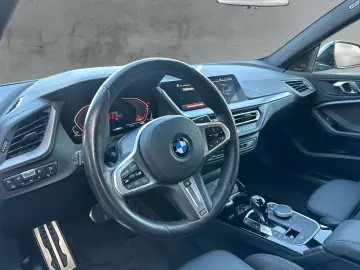 BMW 218 Gran Coupe M SPORT