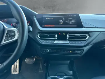 BMW 218 Gran Coupe M SPORT