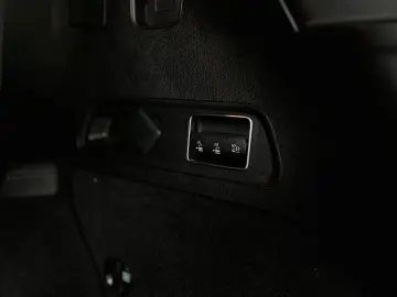 MERCEDES-BENZ GLS 400 d 4Matic AMG-STYLING AIR BURMESTER