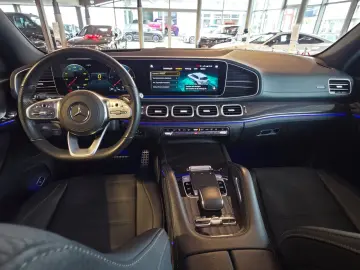 MERCEDES-BENZ GLS 400 d 4Matic AMG-LINE PANO ST-H 360 AHK