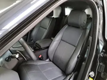 LAND ROVER LAND ROVER RANGE ROVER VELAR 2.0 D HYBRID I4 204