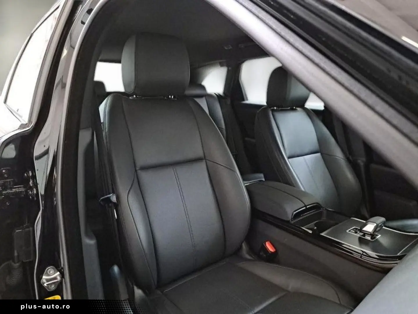 LAND ROVER LAND ROVER RANGE ROVER VELAR 2.0 D HYBRID I4 204