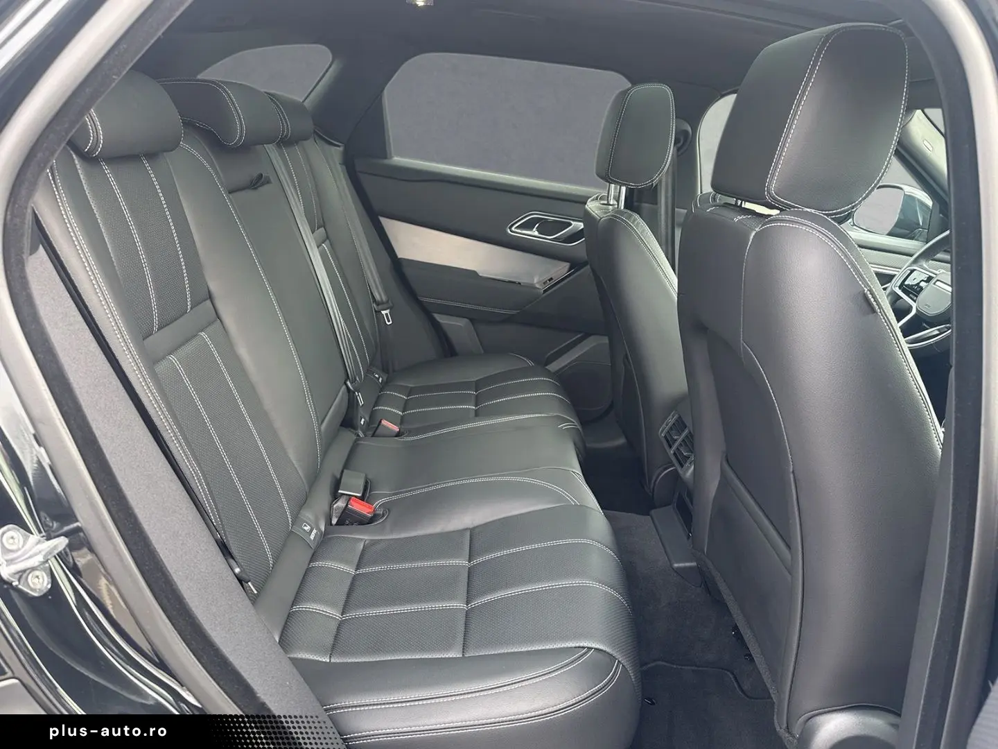 LAND ROVER Range Rover Velar D300 R-Dynamic SE Luft Pano AH