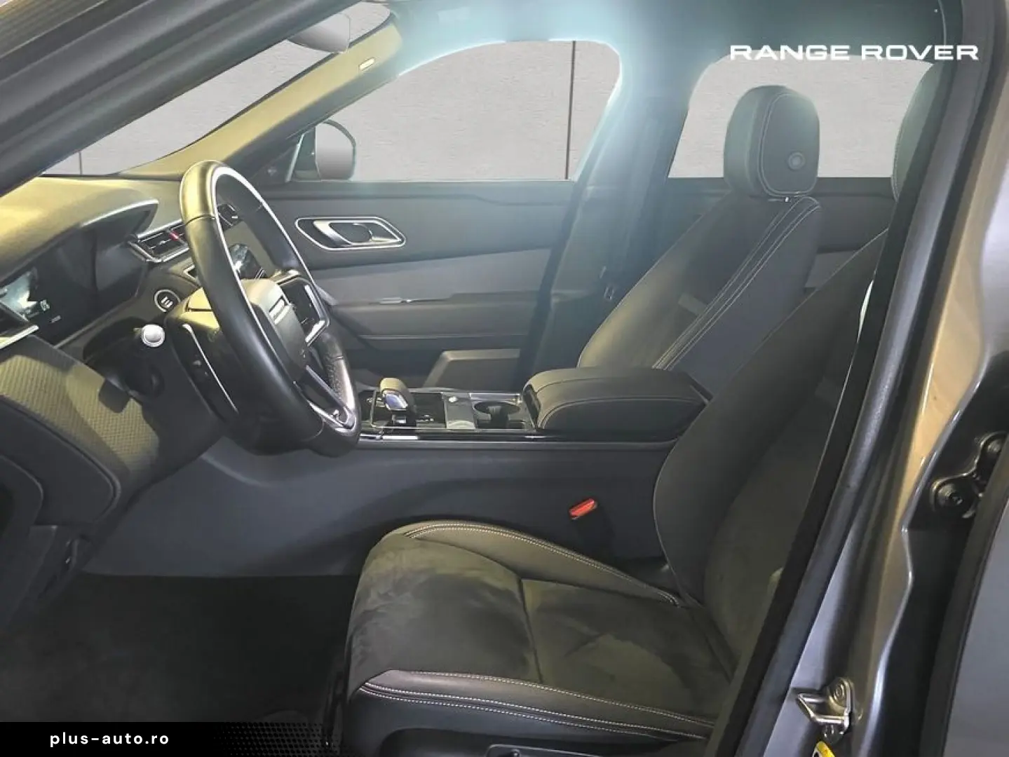 LAND ROVER Range Rover Velar P400e