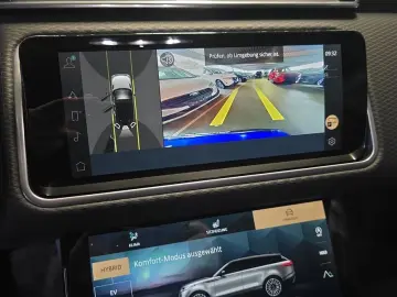 LAND ROVER Range Rover Velar P400e