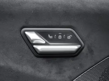 BMW iX3 50 xDrive M Sport