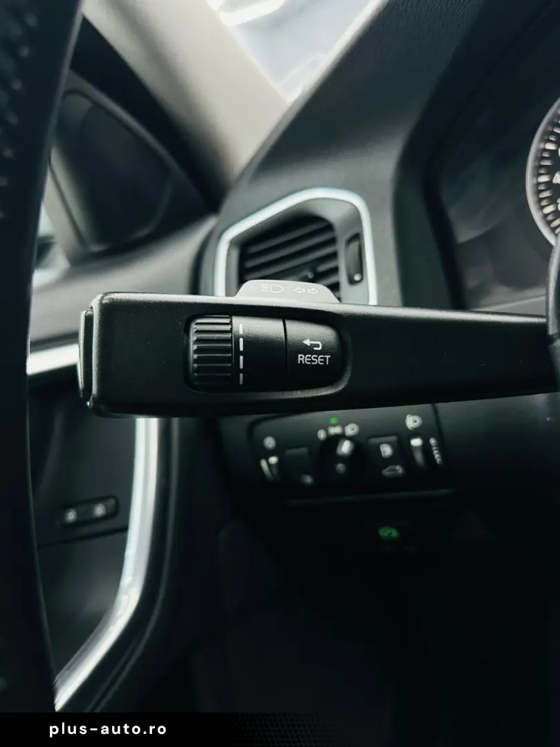 VOLVO V60 2013 1.6D E5 Garantie 12 Luni Rate Avans 0 Doar Cu