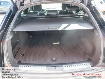 LAND ROVER Range Rover Velar D200 AWD S ACC 3D-Sound