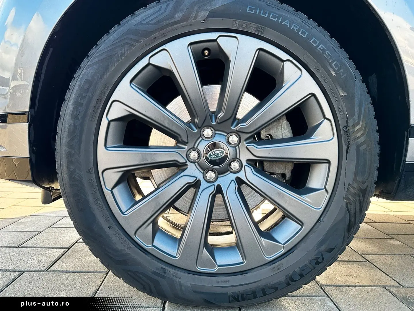 LAND ROVER Range Rover Velar D200 AWD R-DYNAMIC SE ACC