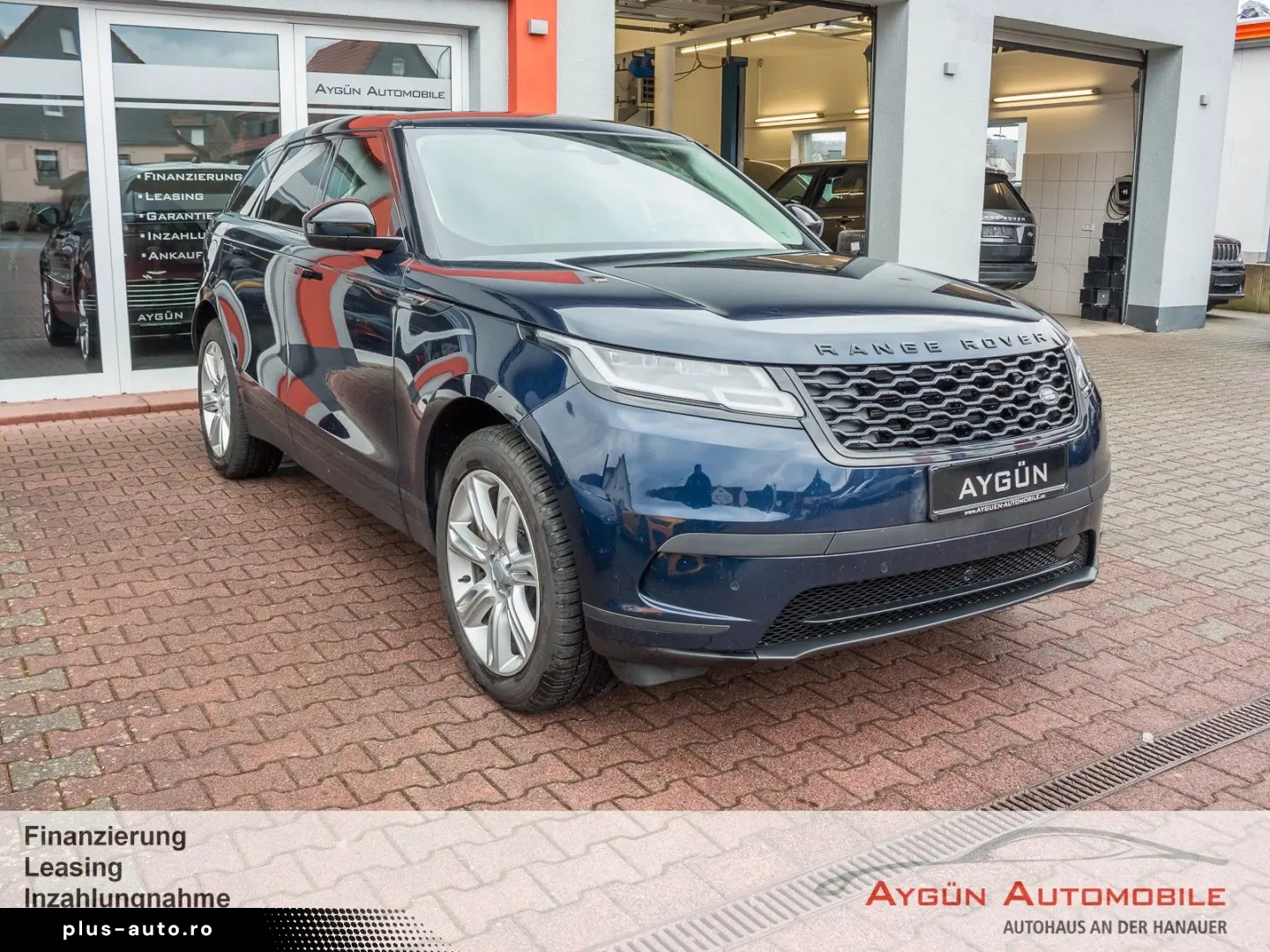 LAND ROVER Range Rover Velar P400e AWD S AHK Black-Pack