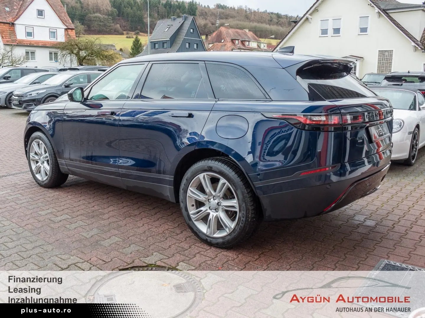 LAND ROVER Range Rover Velar P400e AWD S AHK Black-Pack