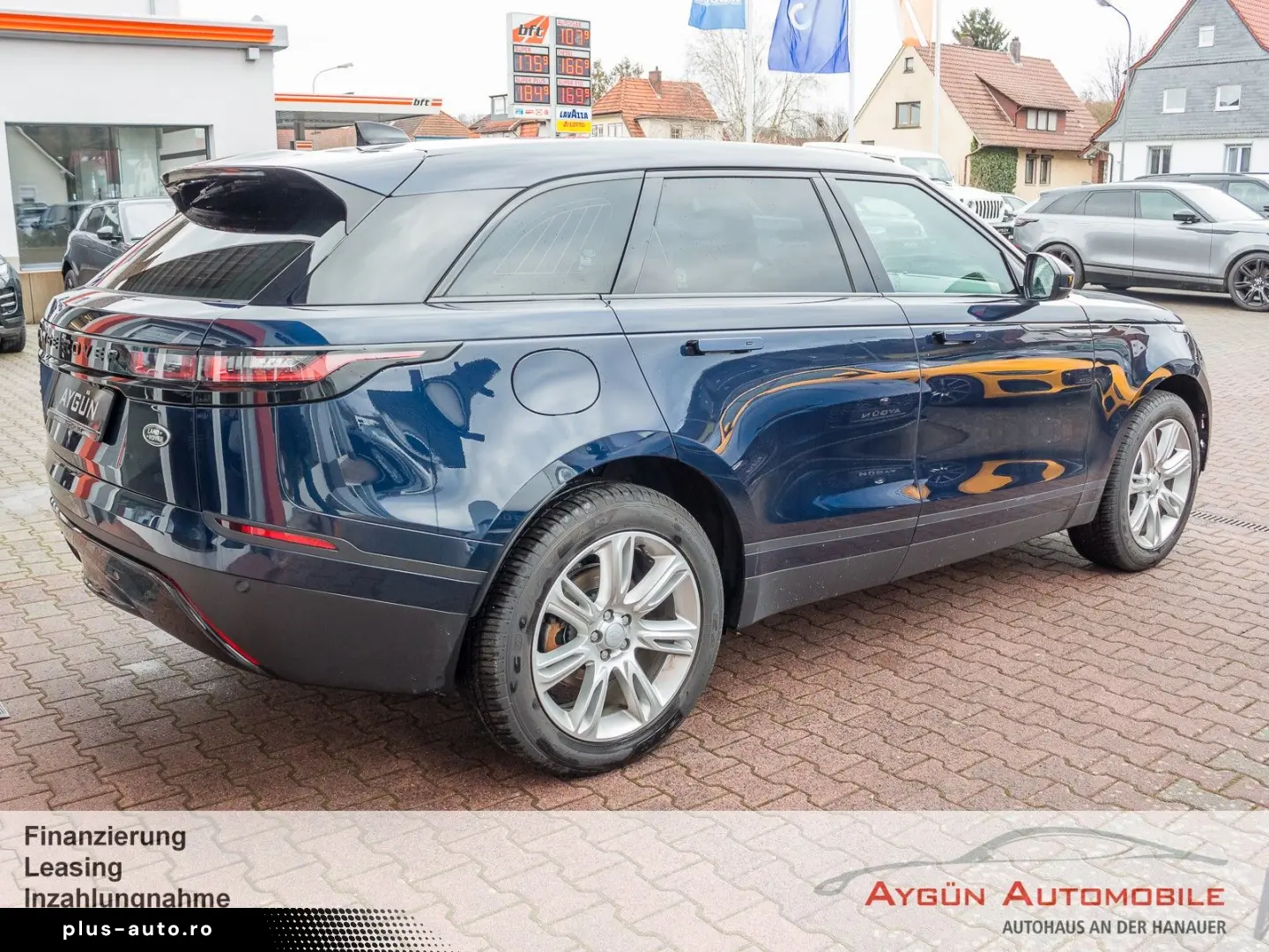 LAND ROVER Range Rover Velar P400e AWD S AHK Black-Pack