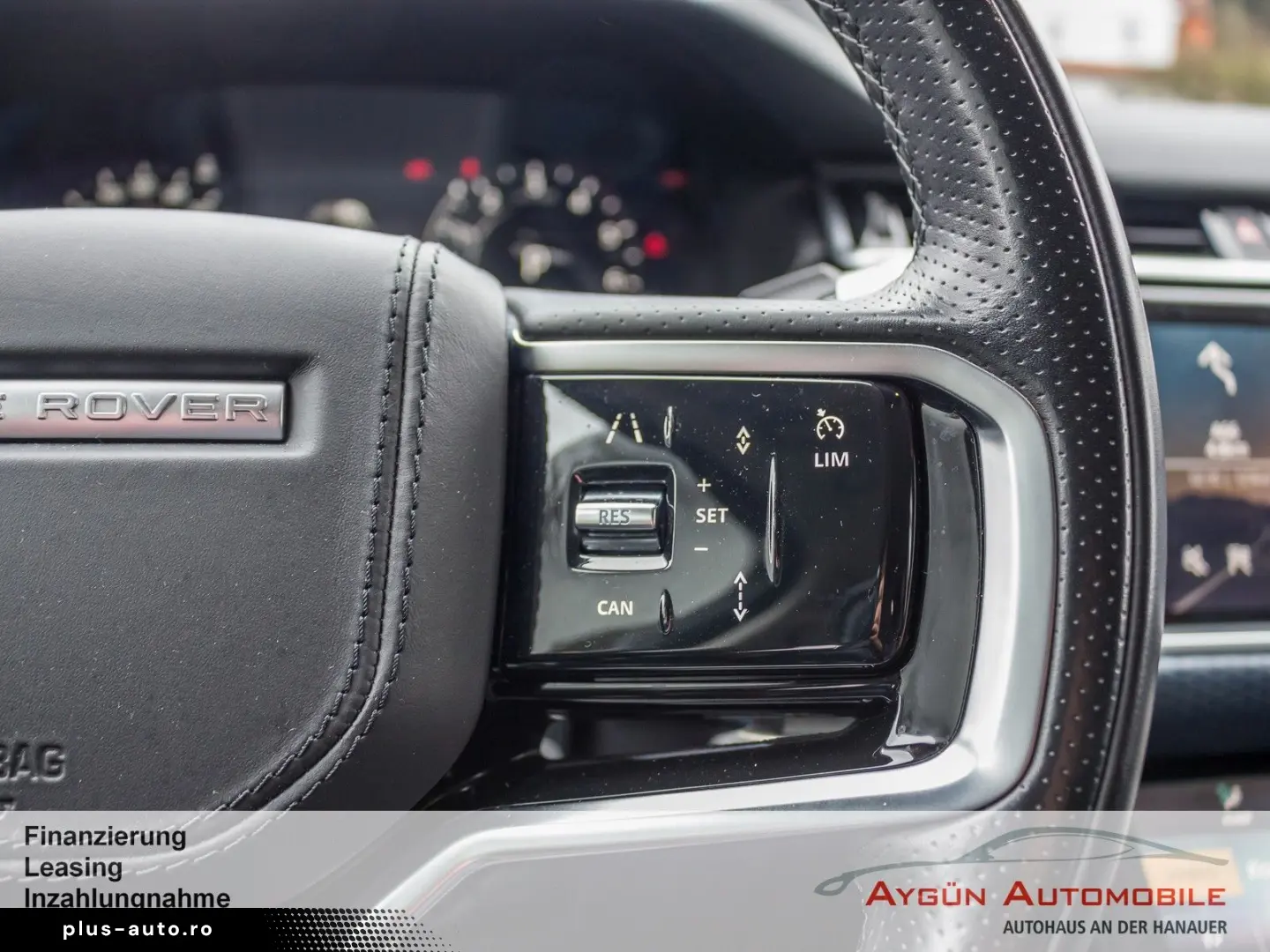 LAND ROVER Range Rover Velar P400e AWD S AHK Black-Pack