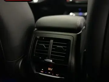 BMW X4 M40 d xDrive PANO AHK LASER 360 MEMO STANDHZG