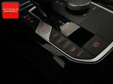 BMW X4 M40 d xDrive PANO AHK LASER 360 MEMO STANDHZG