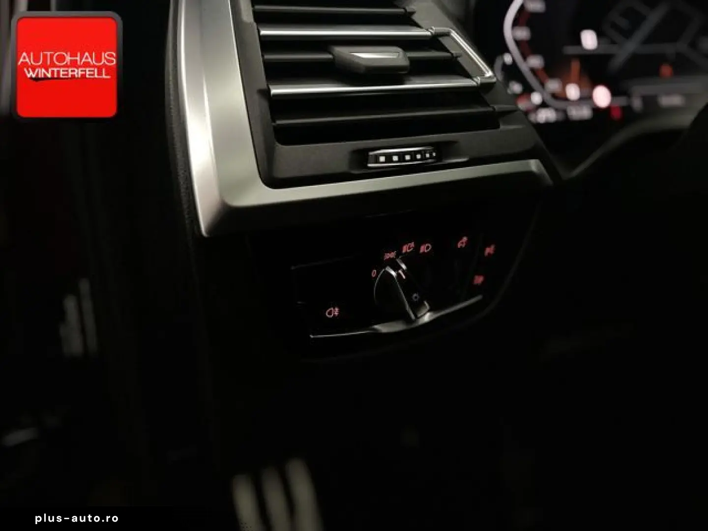 BMW X4 M40 d xDrive PANO AHK LASER 360 MEMO STANDHZG