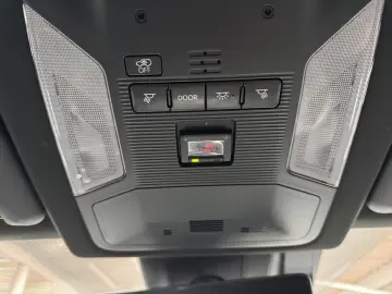 Toyota RAV 4 2 5 l Hybrid PlugIn 4x4 Technik HeadUp 360