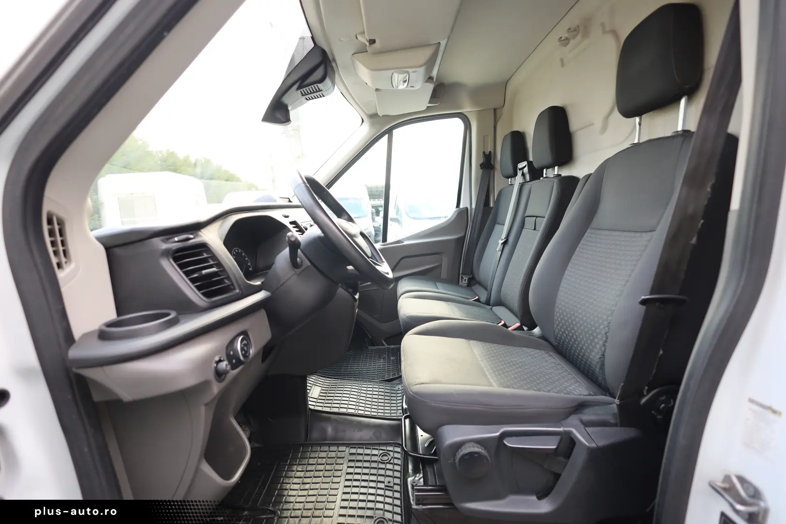 Ford Transit L2H2 2.0D MHEV 130CP