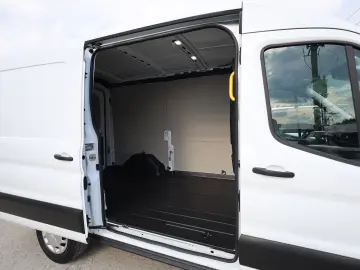 Ford Transit L2H2 2.0D MHEV 130CP