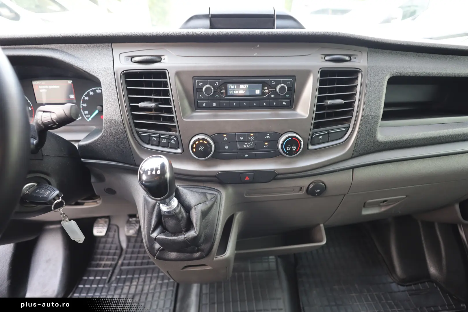 Ford Transit L2H2 2.0D MHEV 130CP