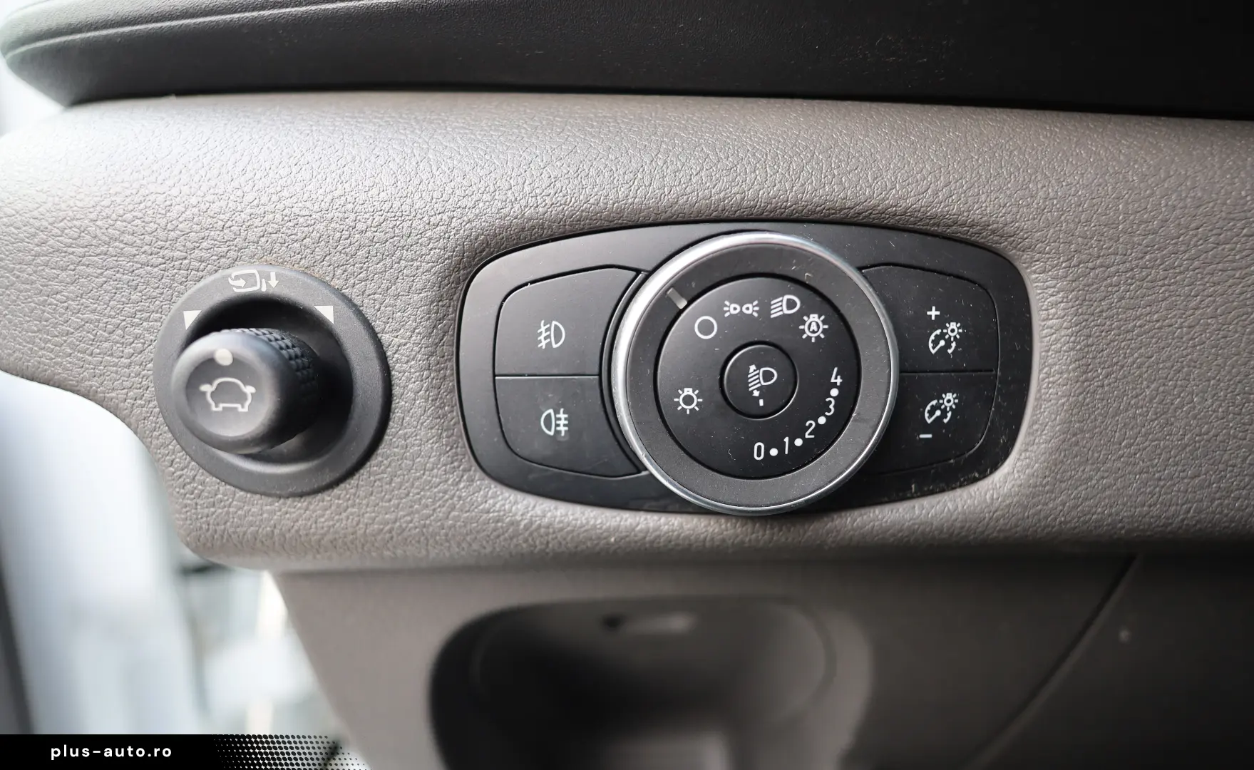 Ford Transit L2H2 2.0D MHEV 130CP