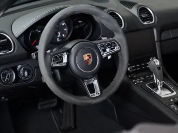 Porsche 718 Boxster Style Edition