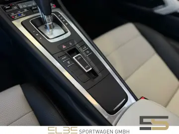 Porsche 718 Boxster Style Edition BOSE S.DESIGN LED SAGA