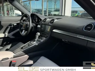 Porsche 718 Boxster Style Edition BOSE S.DESIGN LED SAGA