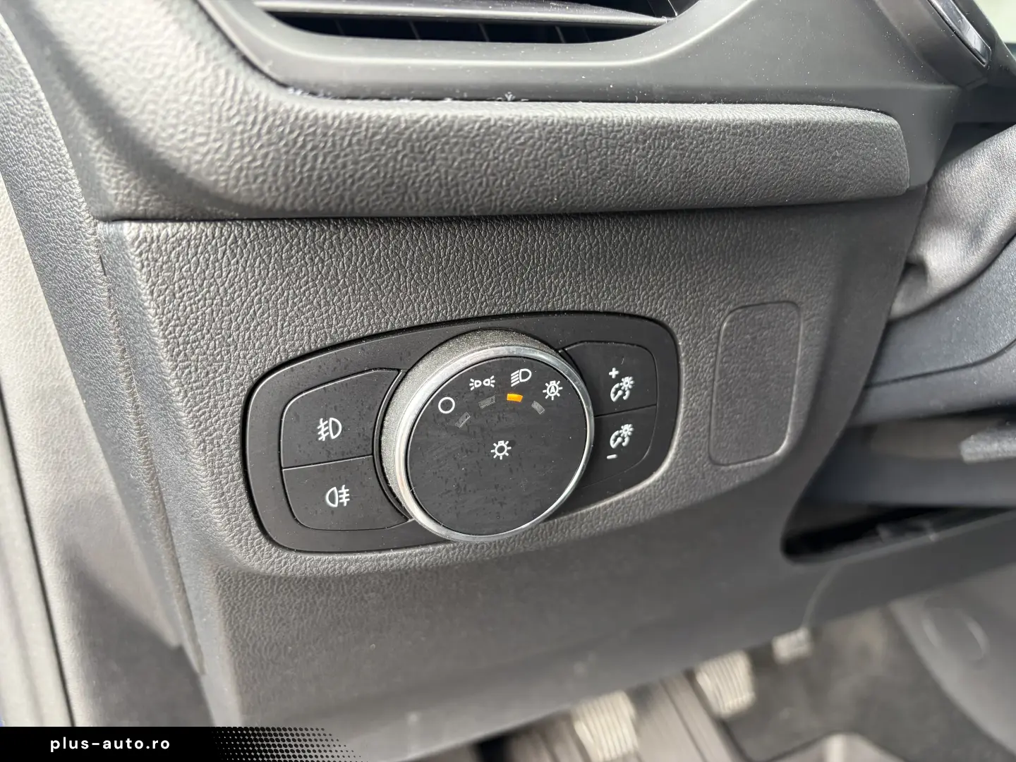 FORD FOCUS 1.0 ECOBOOST 125 CP TITANIUM