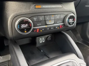 FORD FOCUS 1.0 ECOBOOST 125 CP TITANIUM