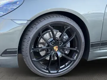 Porsche Boxster 718 Boxster Style Edition Sport Chrono