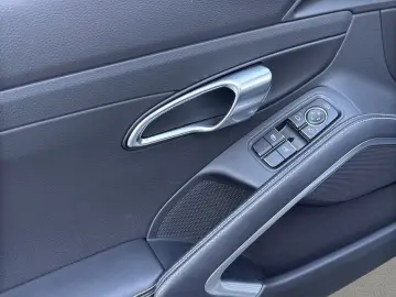 Porsche Boxster 718 Boxster Style Edition Sport Chrono