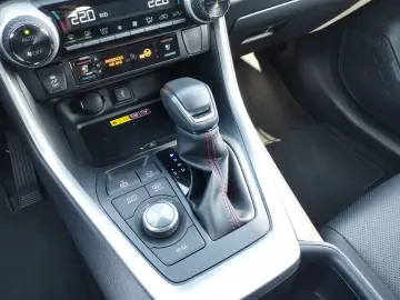 Toyota RAV 4 Plug-in Hybrid 4x4 2.5 TECHNIK STYLE-PAKET