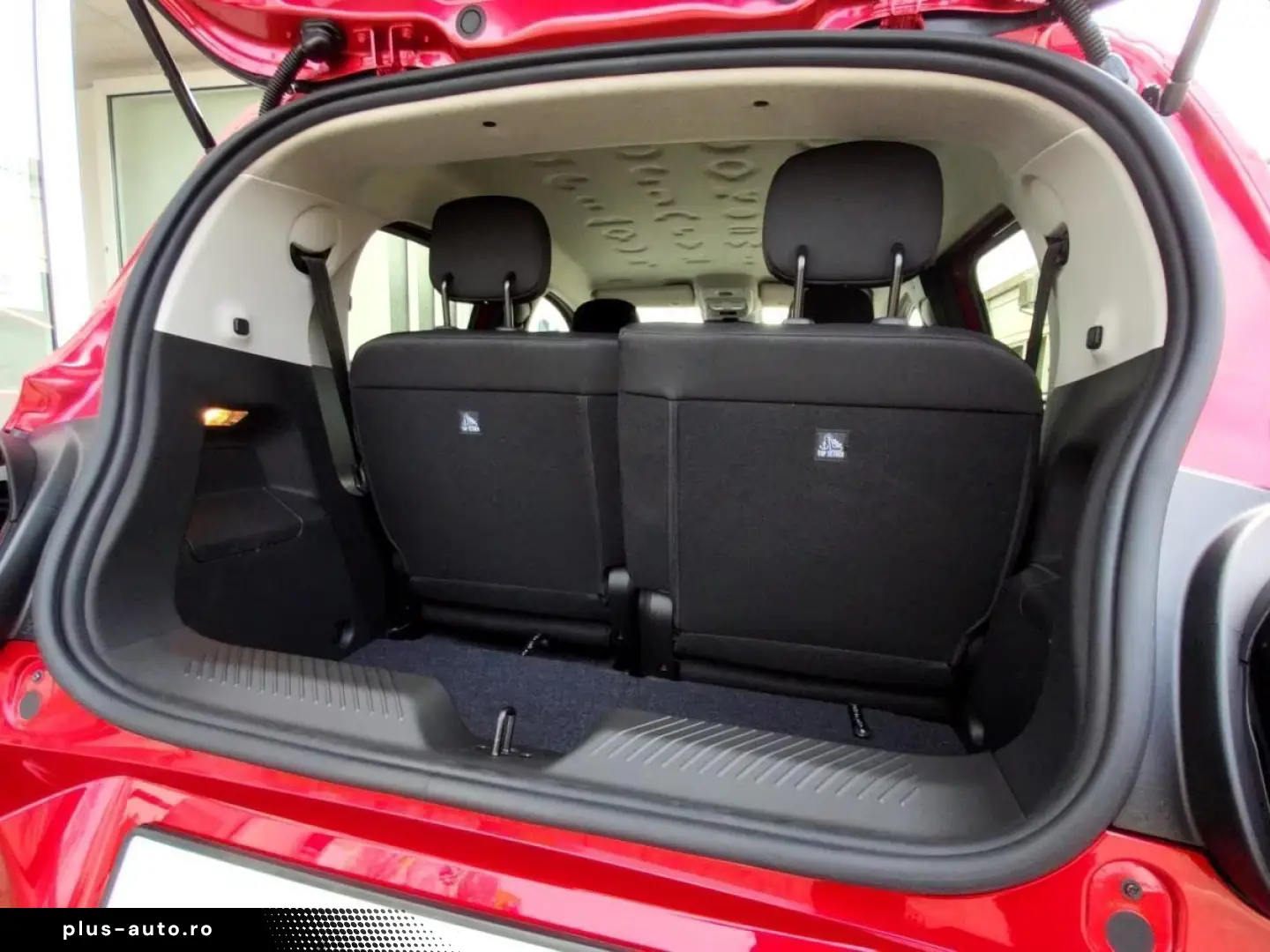 Renault Twingo E-TECH electric Techno 80hp Urban Range