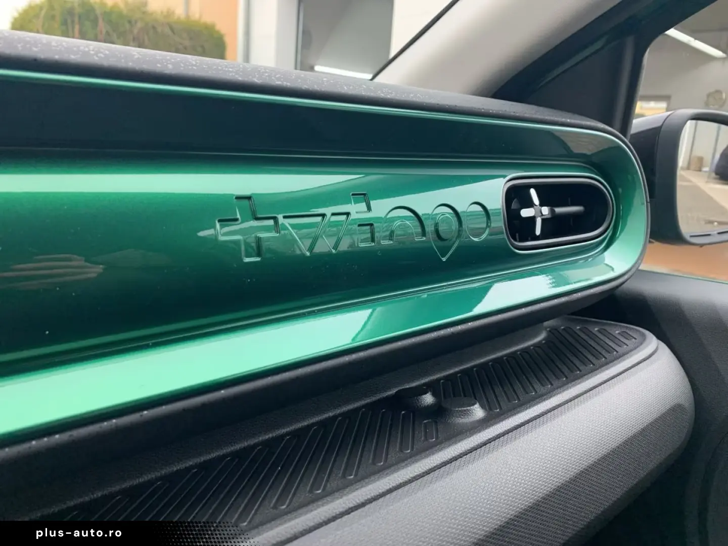 Renault Twingo TECHNO 80HP URBAN RANGE E-TECH