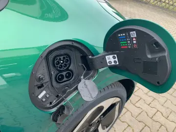 Renault Twingo TECHNO 80HP URBAN RANGE E-TECH