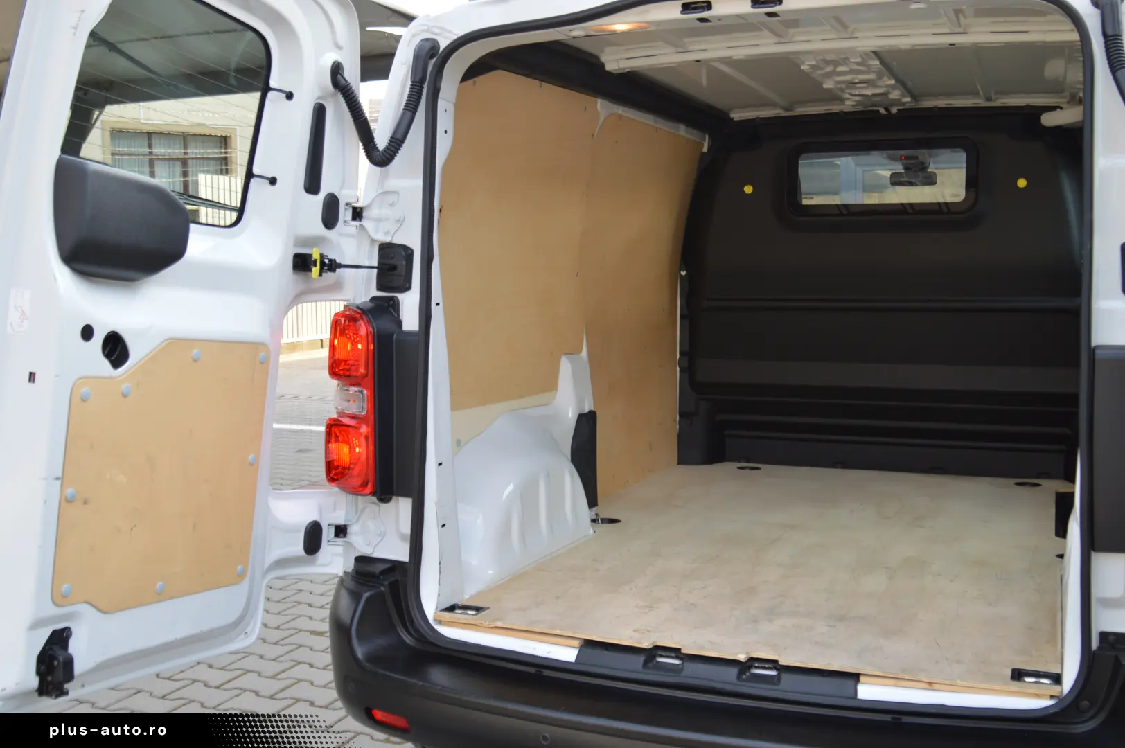 CITROEN  E-JUMPY 50KW